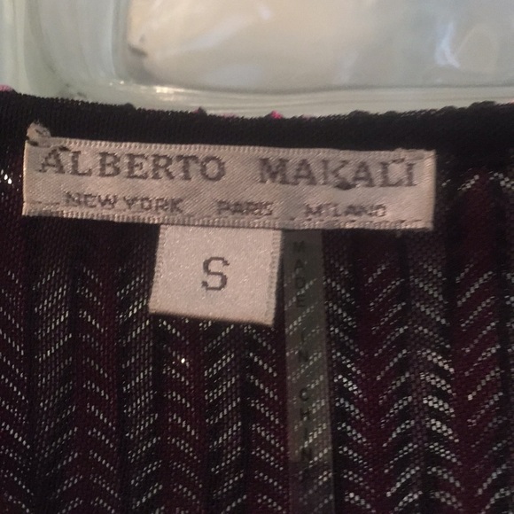 Multi-Color Wing Sleeve Top - Picture 4 of 6